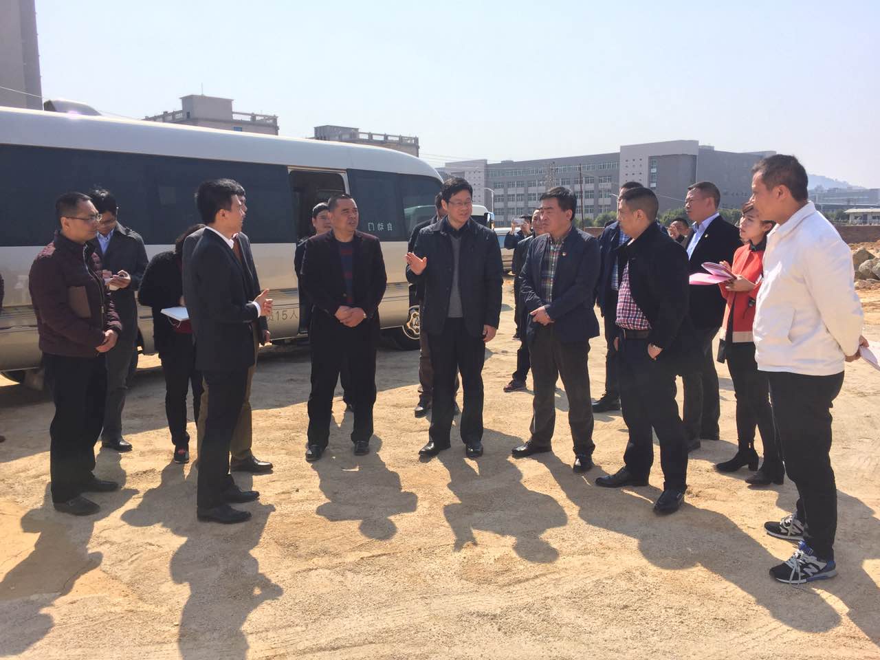 Quanzhou Mayor Kang Tao led to Fujian Bao Feng Electronics Co., Ltd. Research